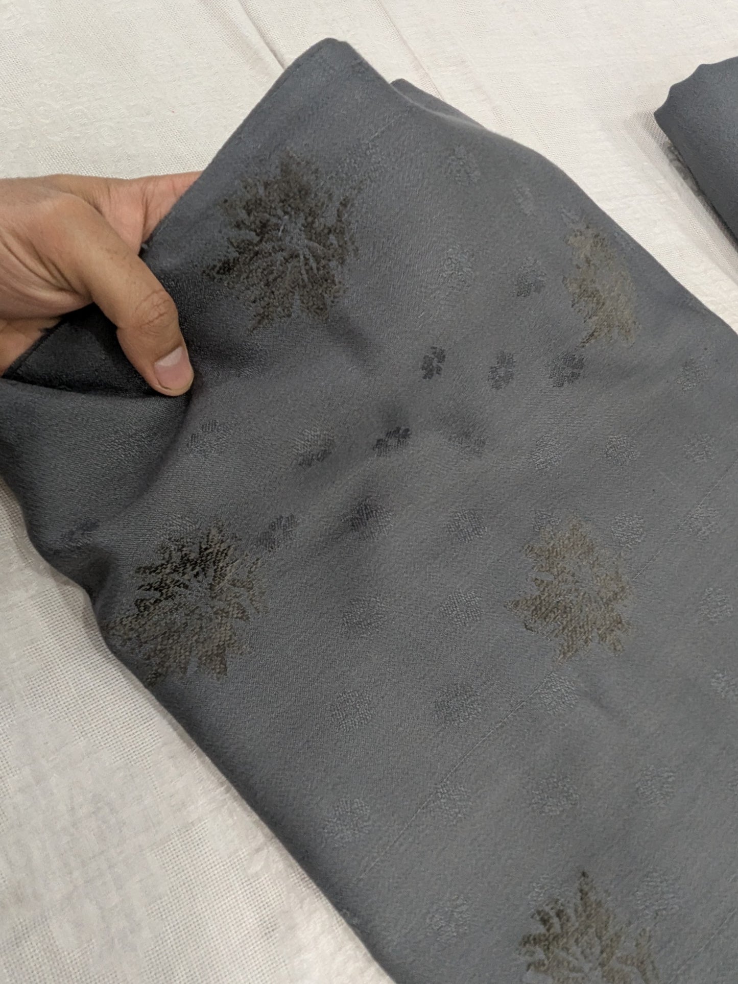 MARINA VELVET MOTIF (EMBOSSED DESIGN) 3PC WITH AMAZING QUALITY VELVET BROSHA SHAWL (METAL GRAY)