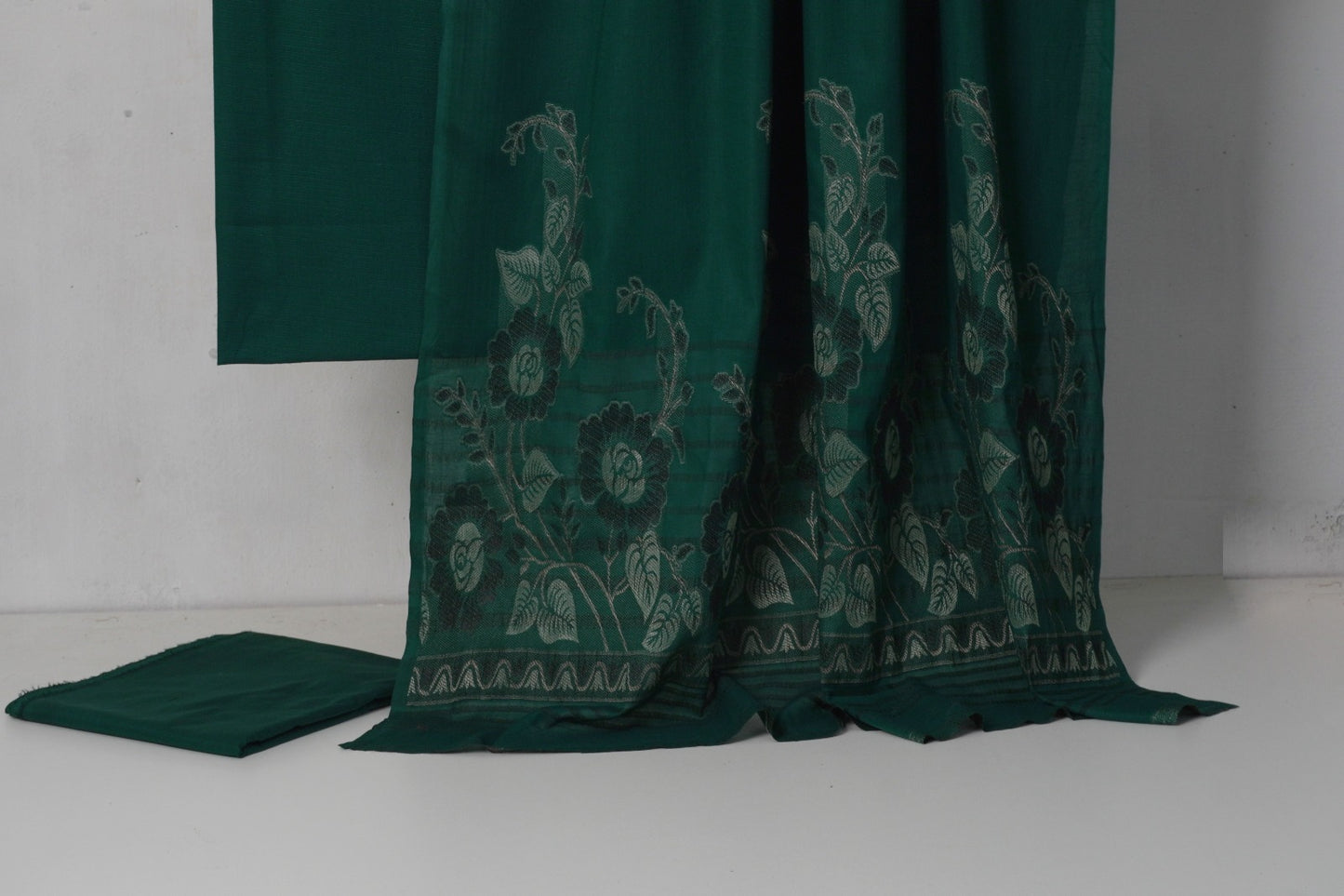 3PC BANA DORA LAWN WITH NEW BANARSI JAQUARD PREMIUM QUALITY DUPATA (3BN00GR) GREEN