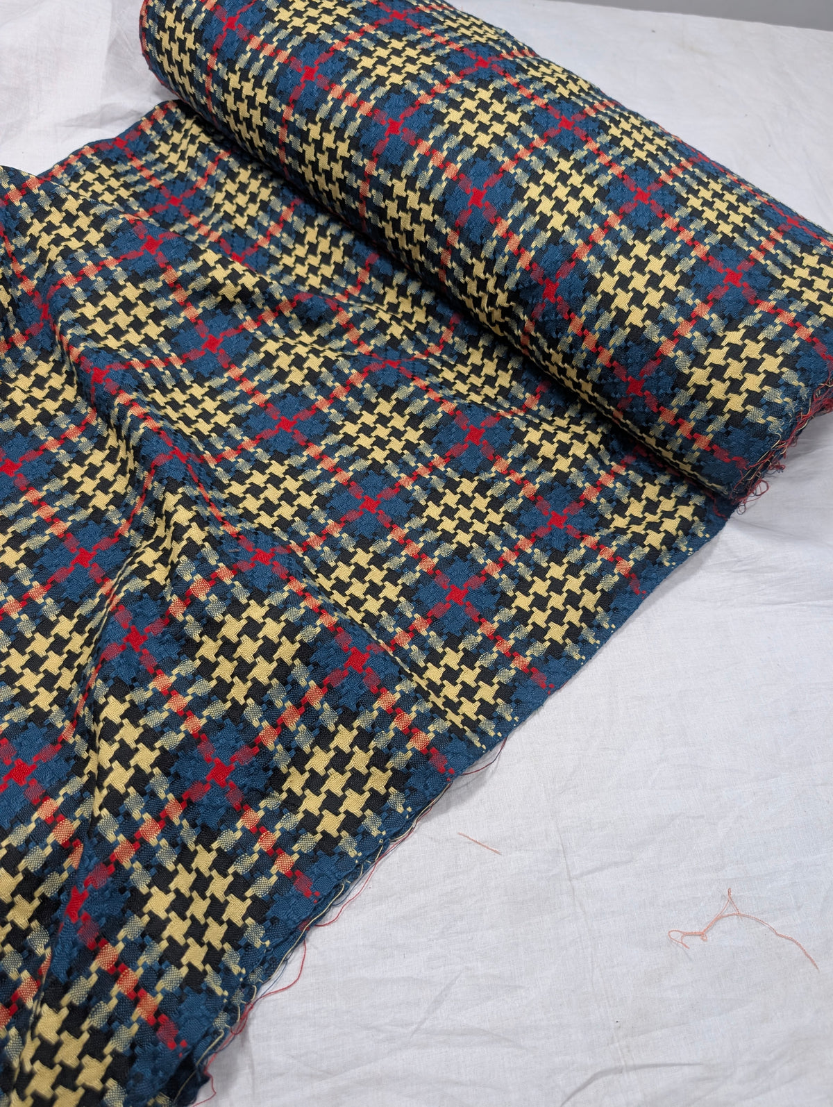 2PC 100% PURE ACRYLIC WOOL STUFF LUXURIOUS WINTER COLLECTION (WOOOZNC)