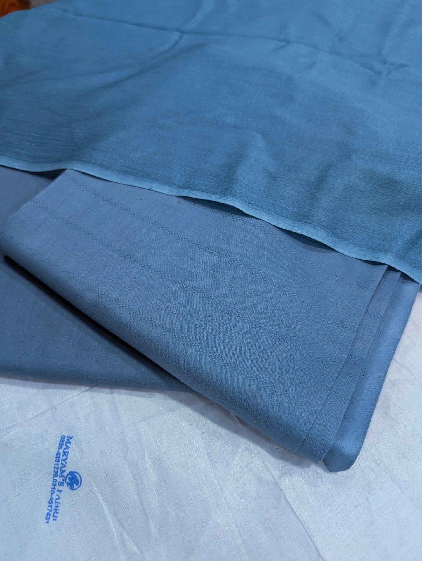 3PC SELF PRINTED LAWN PREMIUM QUALITY WITH 100 % PURE SHAFOON DUPATTA (3SLS00OC) OCEAN BLUE
