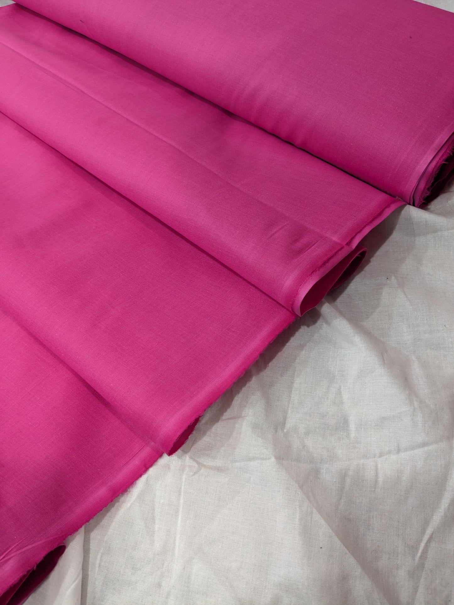 Plain Bareeza Lawn summer collection 5 metr ( SHOCKING PINK ) High quality