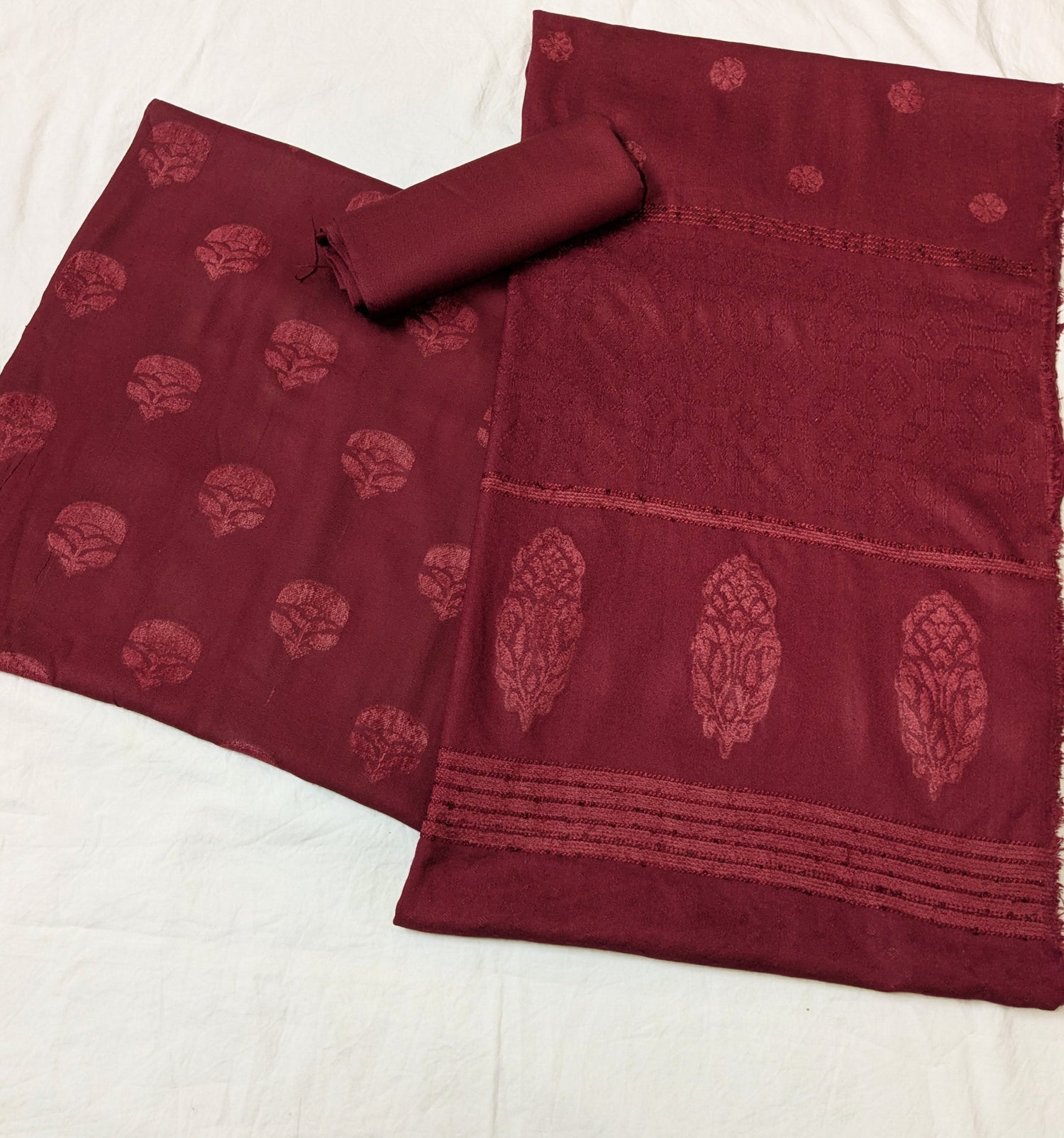 3PC (UNIQUE ARTICLE) MARINA VELVET MOTIF (EMBOSSED DESIGN VELVET FLOWER) WITH AMAZING QUALITY VELVET BROSHA SHAWL