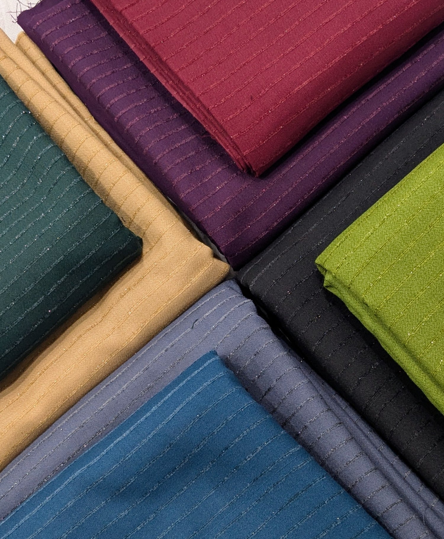 2PC DORYA VELVET MARINA WINTER MUST BUYING THIS BEAUTIFUL ARTICLE