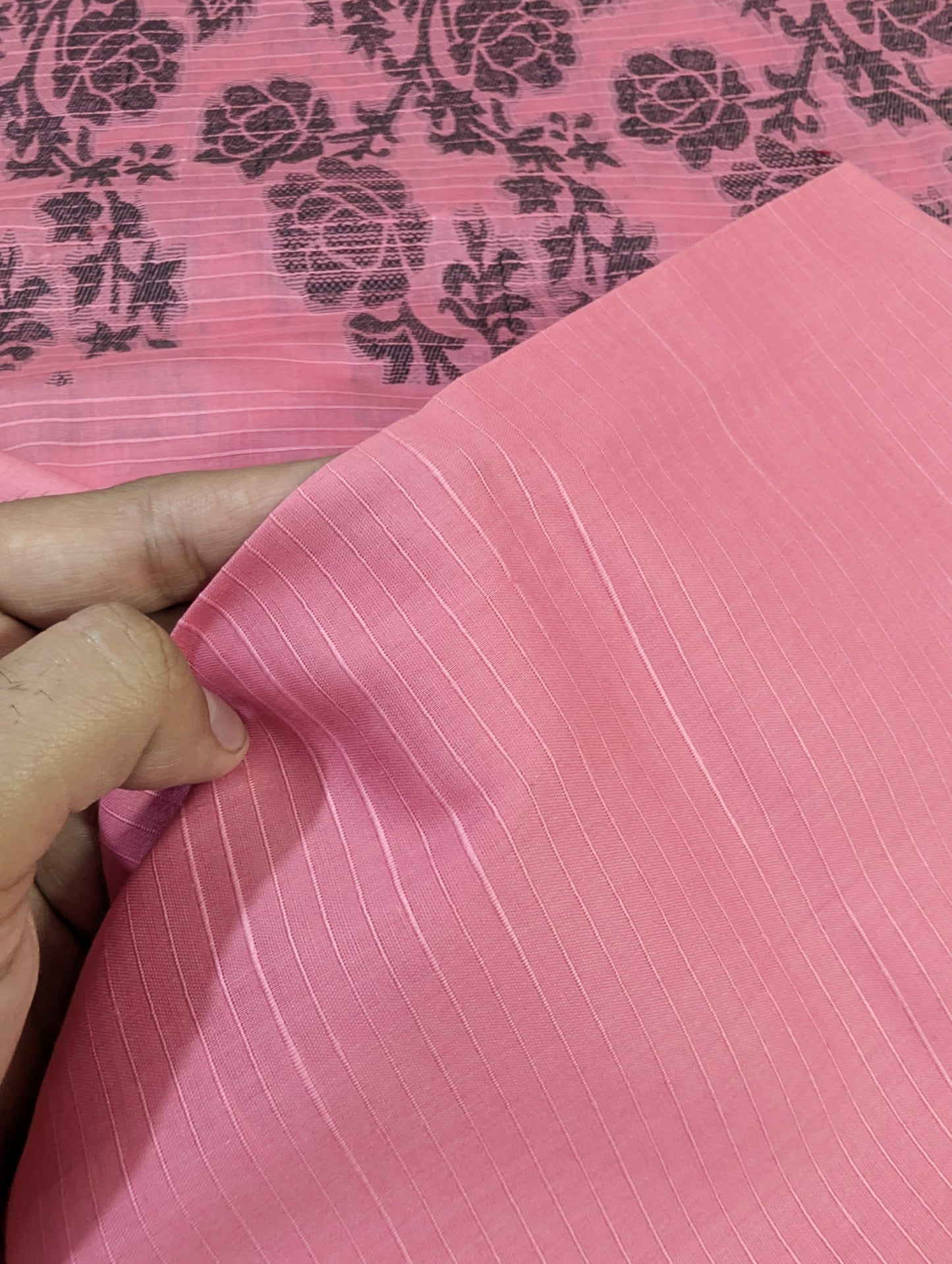 3PC SLUB DORYA LAWN WITH MULTI JACQUARD BANARSI VERY PREMIUM QUALITY LAWN DUPATA lawn 2026 premium summer collection (ROSE PINK)