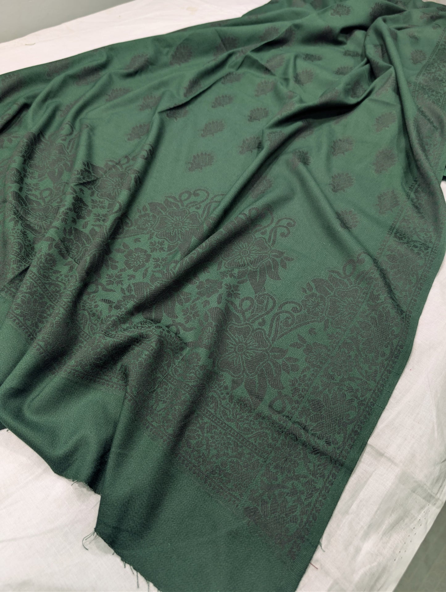 3PC MARINA MOTIF BROSHA VERY SOFT PREMIUM QUALITY WINTER COLLECTION (BOTTLE GREEN)