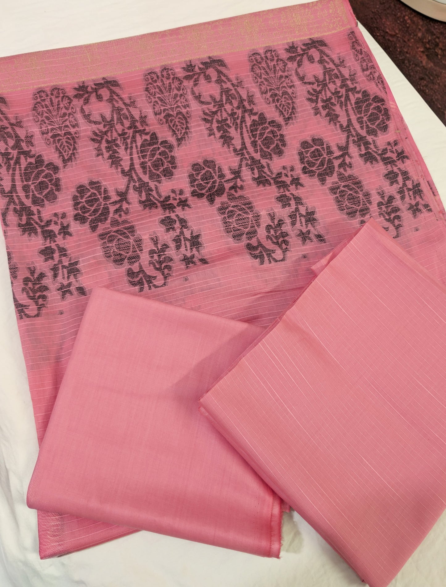 3PC SLUB DORYA LAWN WITH MULTI JACQUARD BANARSI VERY PREMIUM QUALITY LAWN DUPATA lawn 2026 premium summer collection (ROSE PINK)