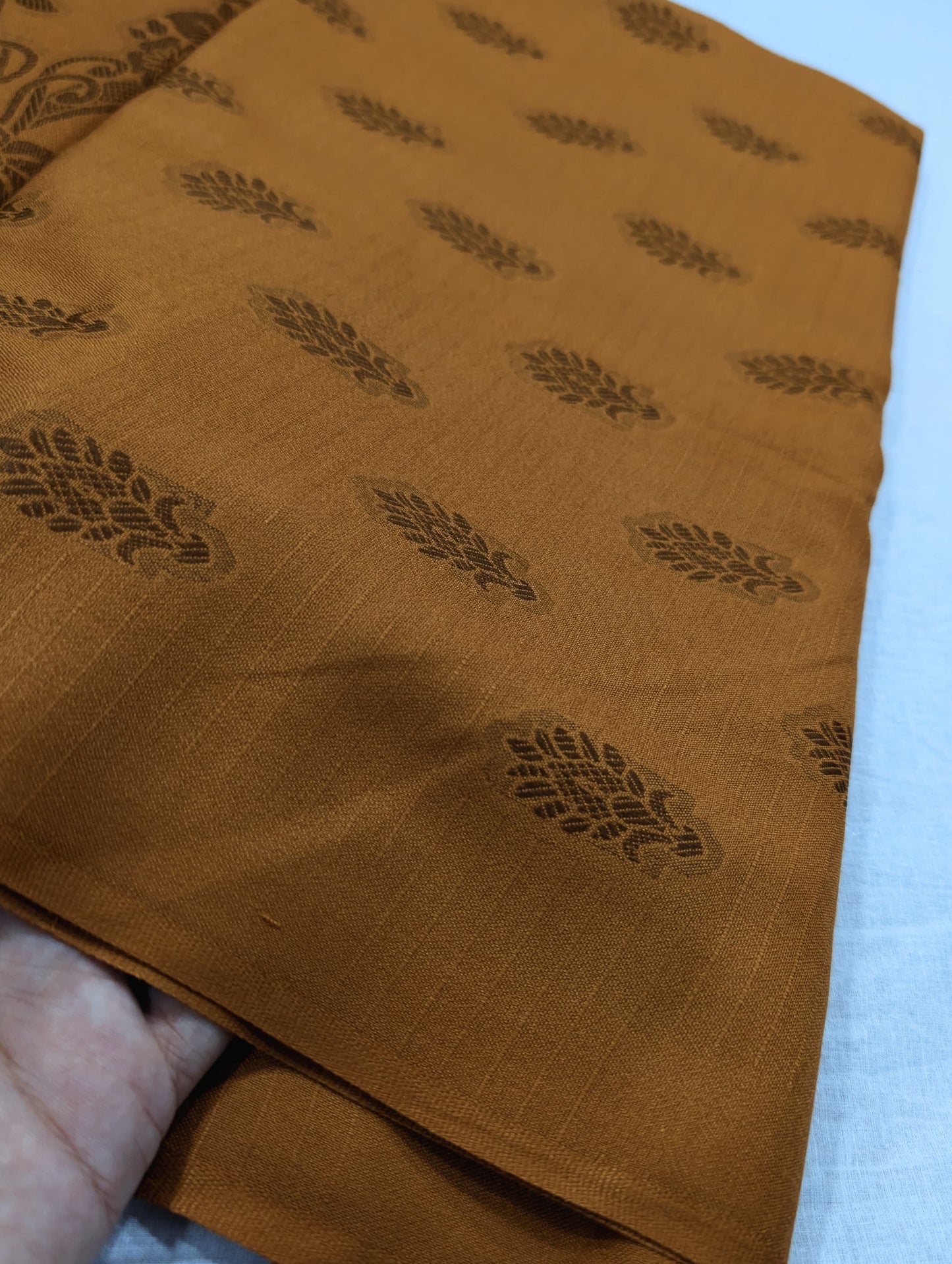 3PC MARINA MOTIF BROSHA VERY PREMIUM & MOST DEMANDING WINTER COLLECTION (RUST COLOR) HUGE CASTUMR DEMAND