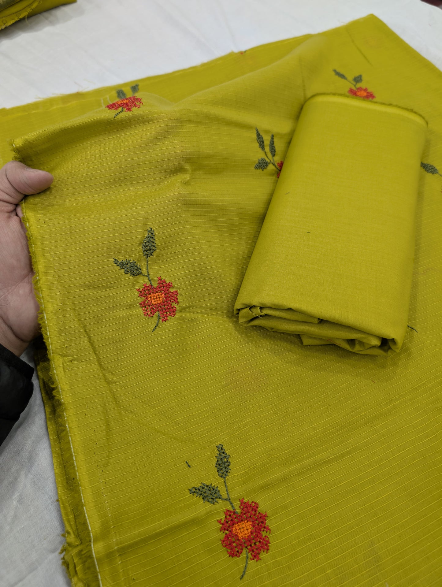 3PC BANA DORA EMBROIDED LAWN WITH BANARSI JAQUARD LAWN DUPATA PREMIUM QUALITY SUMMER COLLECTION (DEW MAHNDI  COLOR)