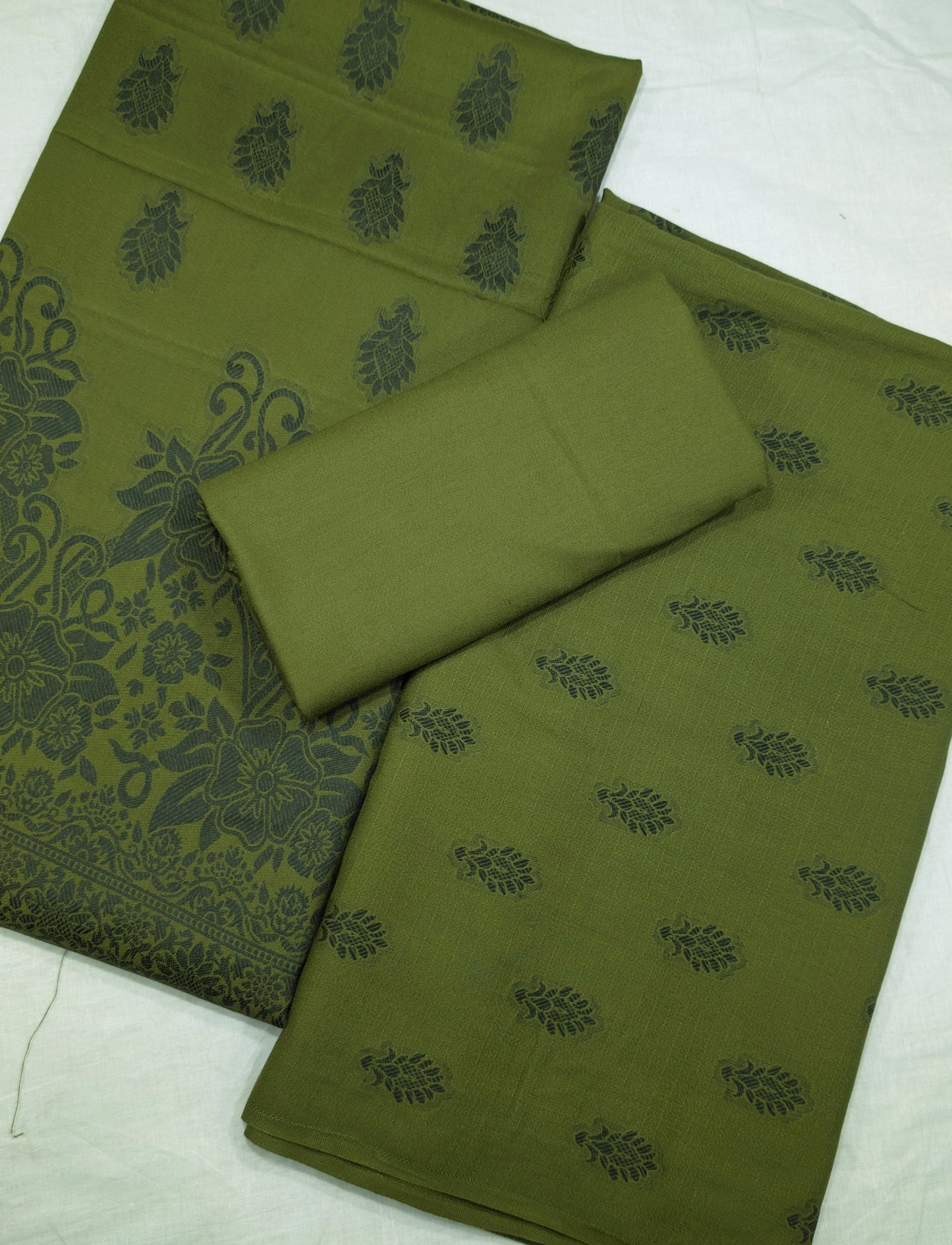 3PC MARINA MOTIF BROSHA VERY SOFT & PREMIUM QUALITY WINTER COLLECTION ( MAHNDI COLOR)