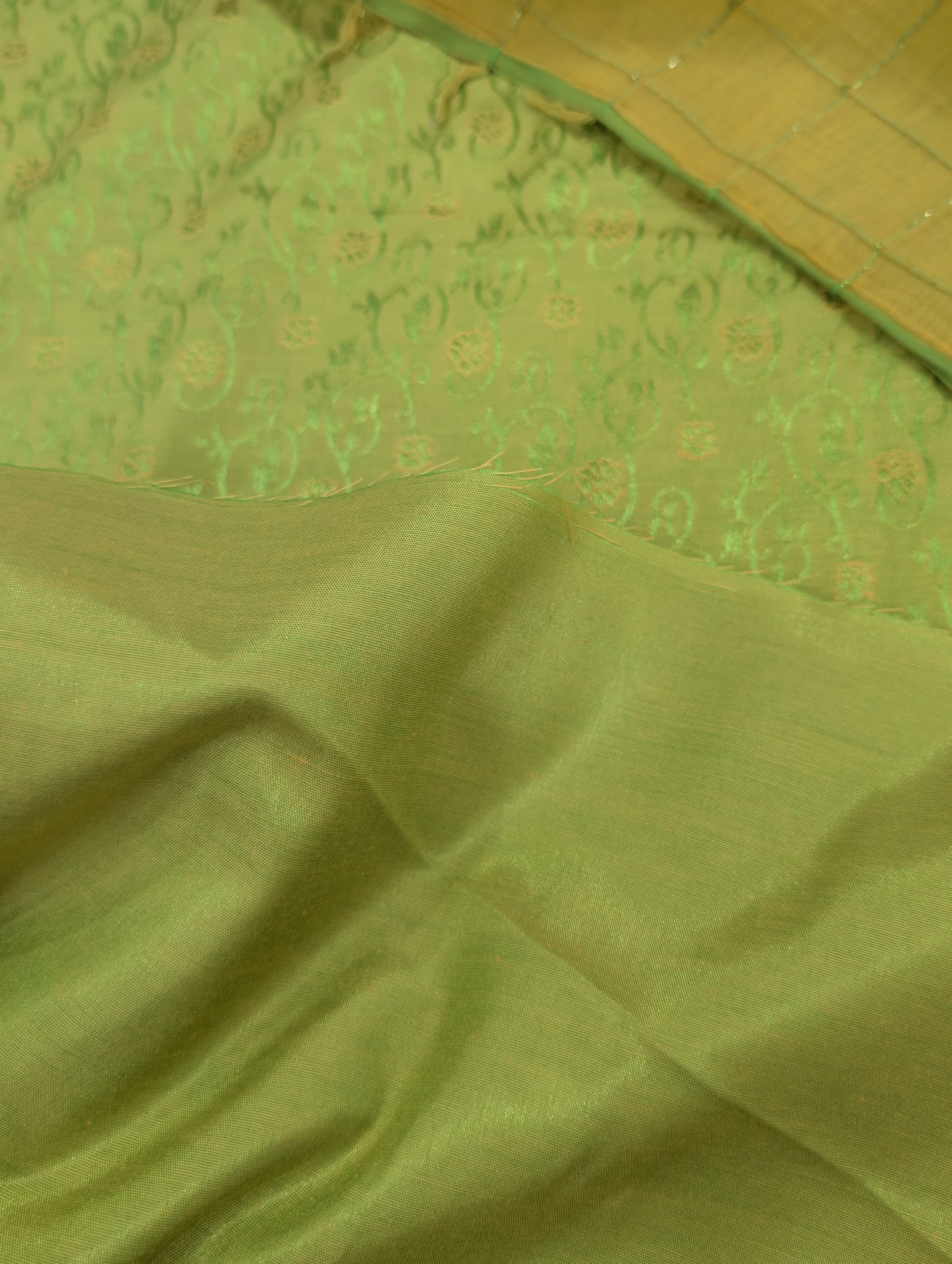 3PC SILK JAQUARD BANARSI LUXURY SUMMER COLLECTION 2026 ( PARROT GREEN)
