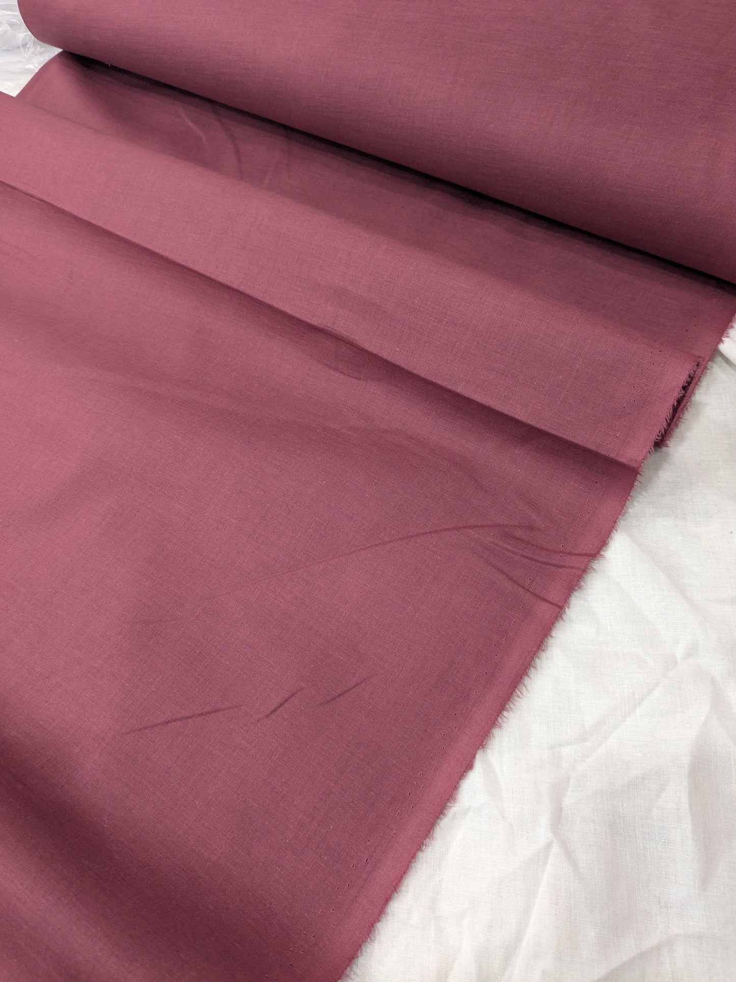 Plain Bareeza Lawn  summer collection 5 metr ( TEA PINK ) High quality