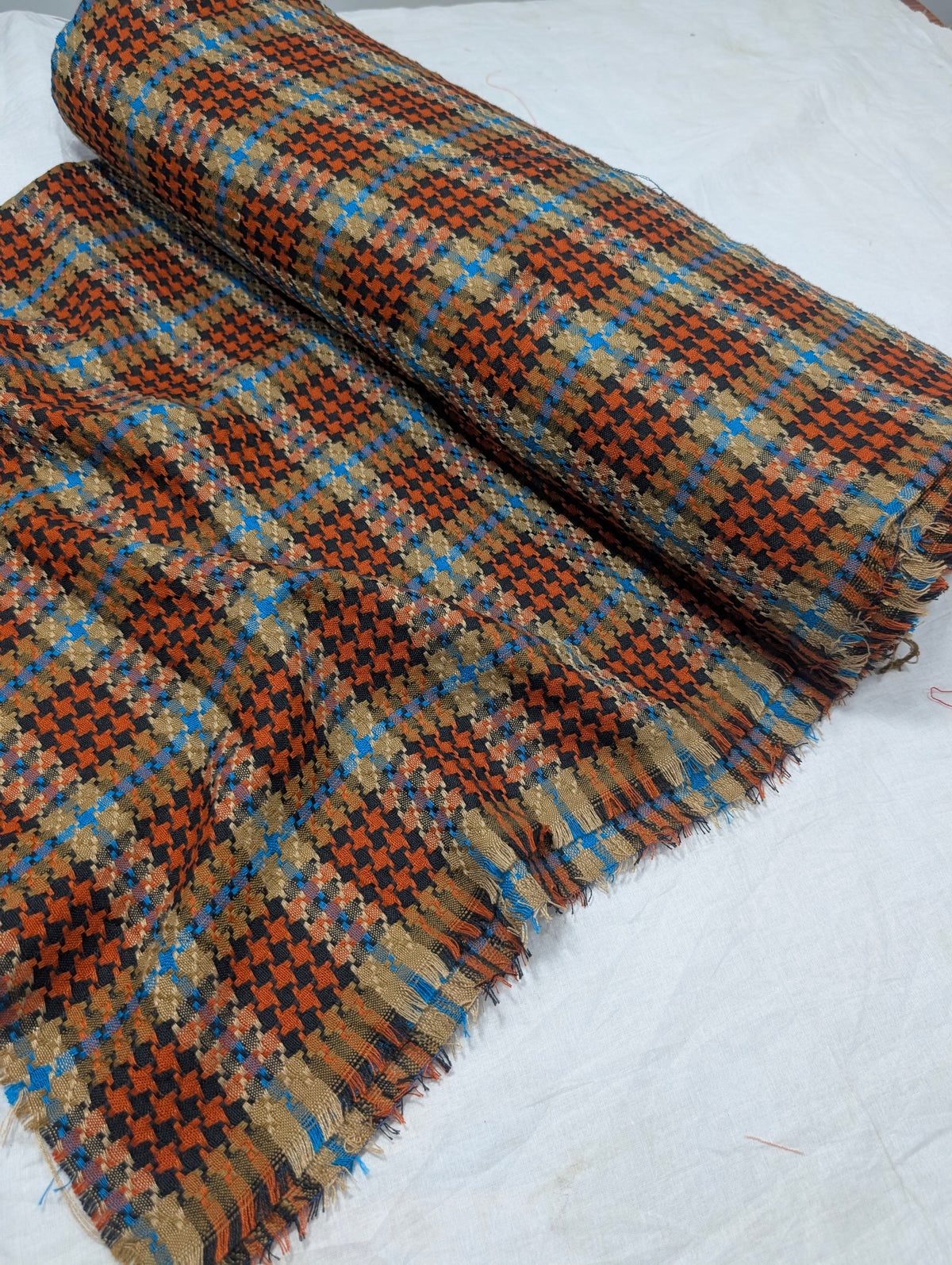2PC 100% PURE ACRYLIC WOOL STUFF LUXURIOUS WINTER COLLECTION (WOOORS)