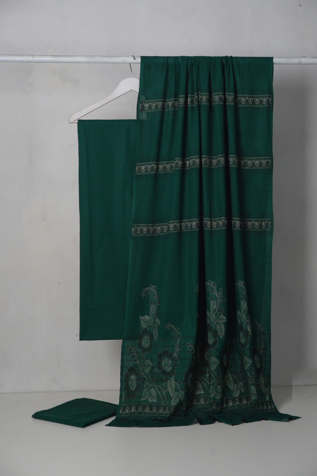 3PC BANA DORA LAWN WITH NEW BANARSI JAQUARD PREMIUM QUALITY DUPATA (3BN00GR) GREEN